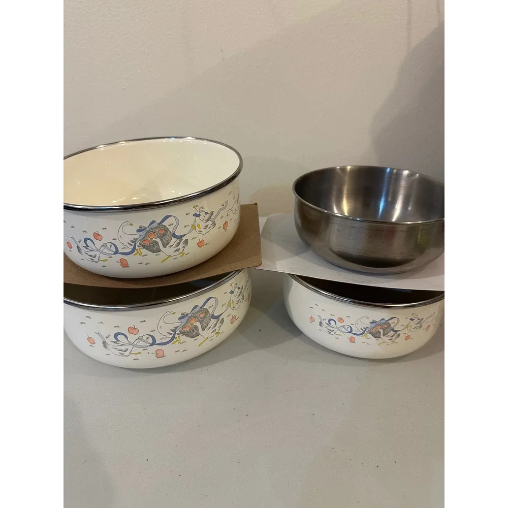 Vintage Enamelware Nesting Bowls Set Geese Blue Ribbon Farmhouse 4 Piece